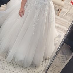 Allure Bridal A Line Wedding Dress Bridal Size 12