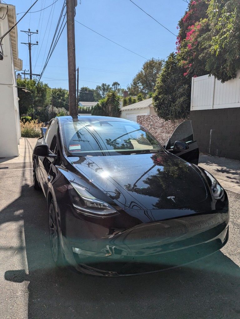 2024 Tesla Model Y Lease Takeover! No Down payment!