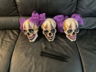 3 HALLOWEEN SCARY CLOWN STAKED PATH MARKERS LIGHT & SOUND