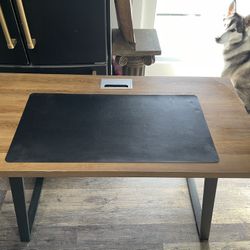Modern Desk 