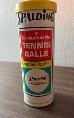 Vintage Spalding Championship Tennis Balls Metal Can With Lid and 3 balls unused
