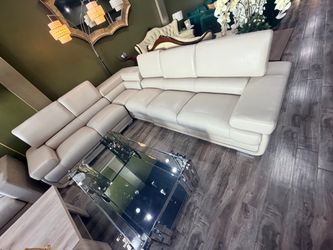 Sectional sofa