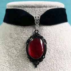 Black Choker - Red