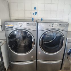 Whirlpool Frond Load Steam Care  Washer Gas Dryer   In Excellent Working Condition 