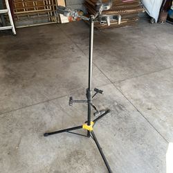 Hercules Tri-Guitar Stand 