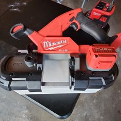 Milwaukee Band Saw