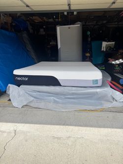 Nectar, Nectar Premier Memory Foam, King MattressRetails for $1,099 💤💤💤
