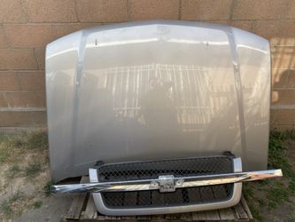 Chevy Silverado hood and grill