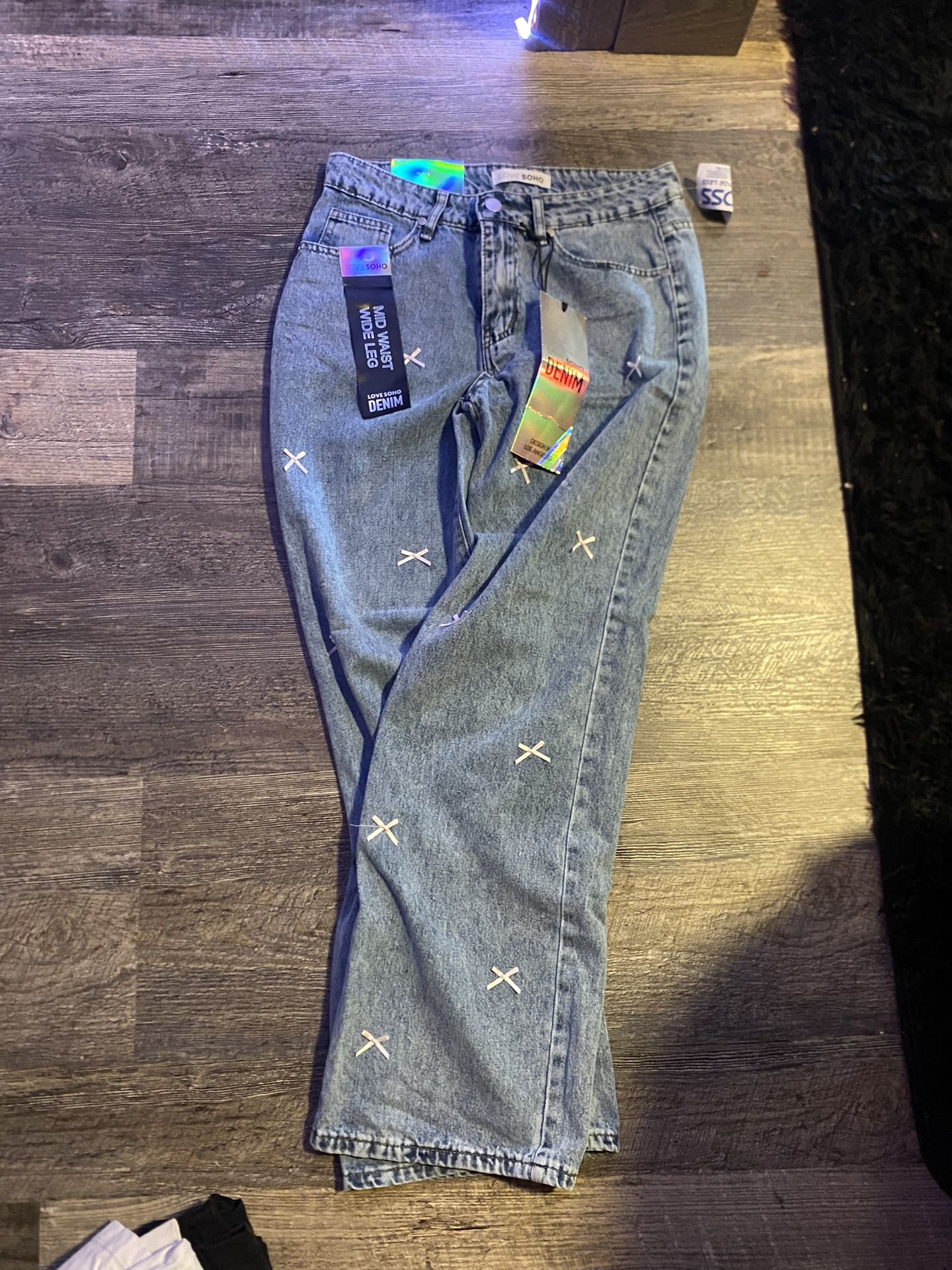 Bow jeans