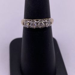 14kt Yellow Gold Ring - 3.00g, 4 Simulant Stones