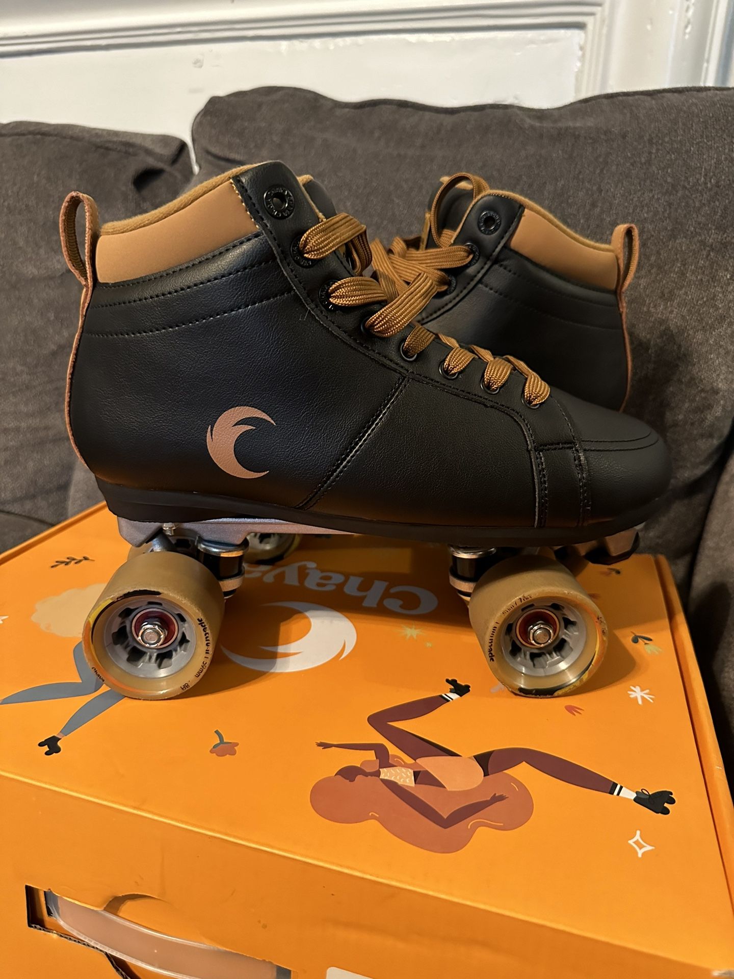 Chaya Vintage Mocha Roller Skates - Size 11 (EU45)
