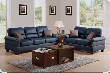 BRAND NEW 2PC SOFA AND LOVE SEAT WITH ACCENT PILLOWS INCLUDED $599