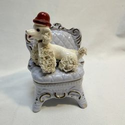 Vtg Spaghetti Poodle Figurine – Red Hat, Sitting in Purple Chair, 4′′