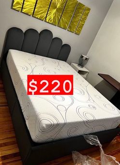 New Queen memory mattress