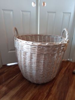Pottery barn basket