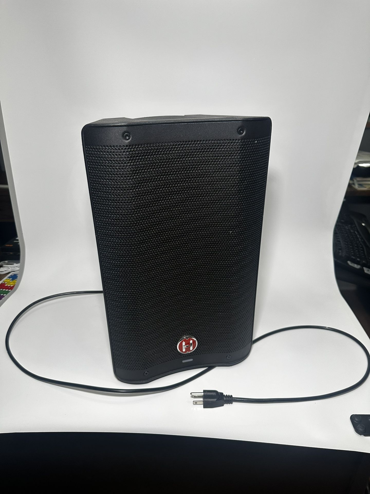 Harbinger Speaker VARI V2308 8 in. 2-Way Powered Loudspeaker With Bluetooth, DSP, and Smart Stereo Level 1