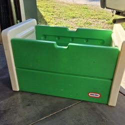 Little tikes toy box 