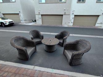 5 Piece Outdoor Wicker Patio Set - FREE DELIVERY π