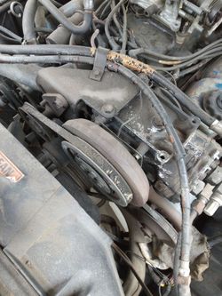 Ford 351 big block Cleveland engine and c4 tranny