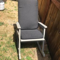 Wood Rocking Chair With Seat Cushion 