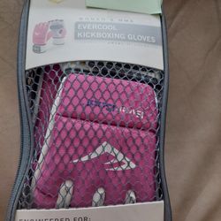 Everlast Women's MMA Evercool Kickboxing Gloves
