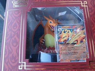 Charizard Super Premium Collection