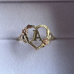 14 k gold initial ring