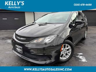 2021 Chrysler Voyager