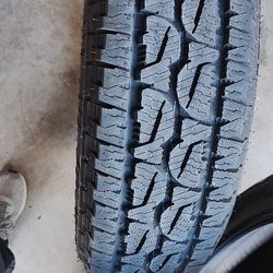 245/75R17