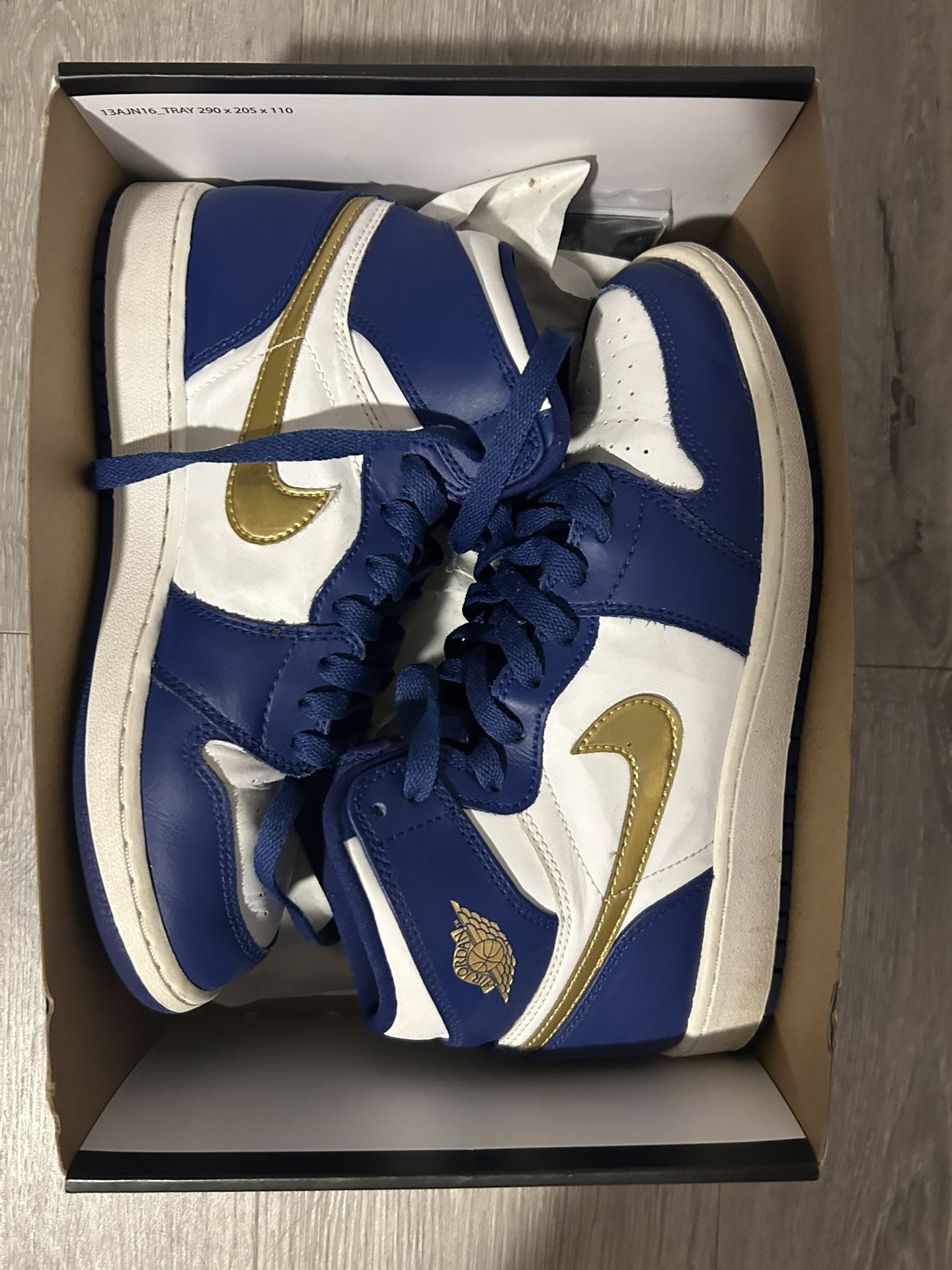 Blue Jordan 1s (GS)