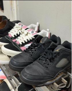 Size 11 men shoes
