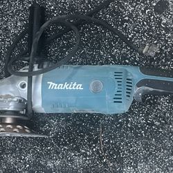 Makita Grinder 