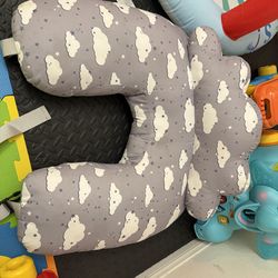 Nursing pillow