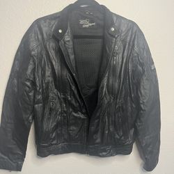 Tour Master Riding Apparel Black Leather Motorcycle Jacket - Sz 38 / ~ M