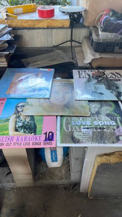 Lot 5 Vinyl Disc Different Artist 