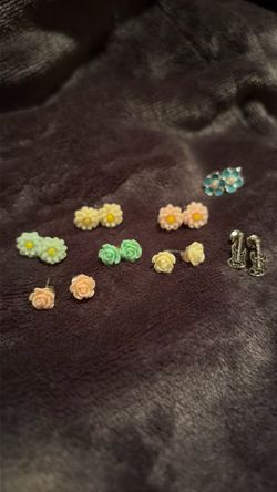 Set of earrings