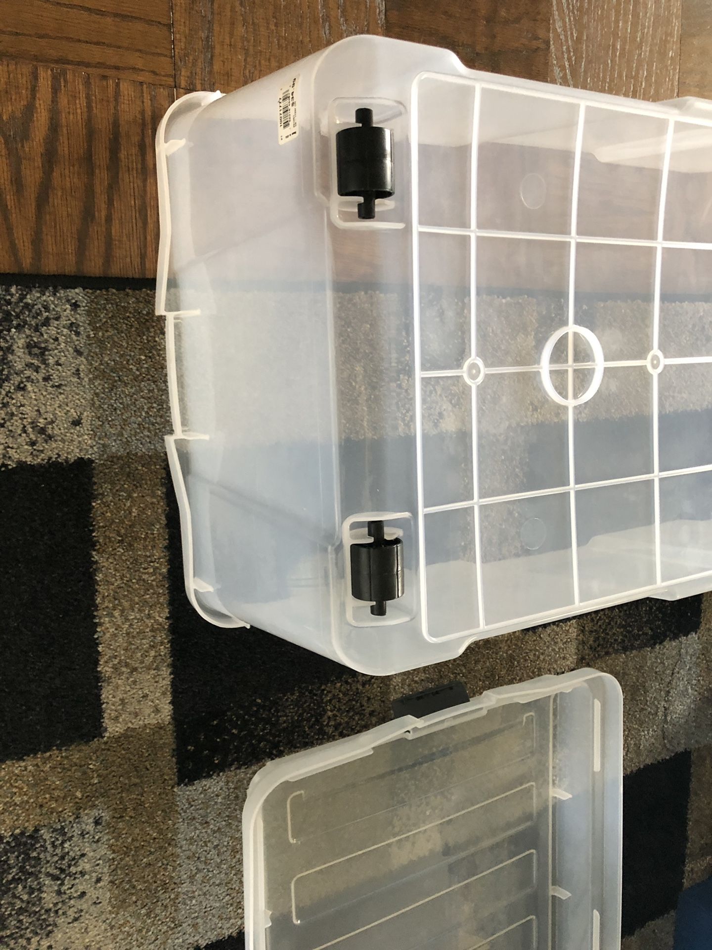 200 Qt/50 Gal/ 189 L Big Storage Box for Sale in Miami, FL - OfferUp