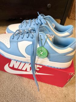 Nike Dunk Low UNC
