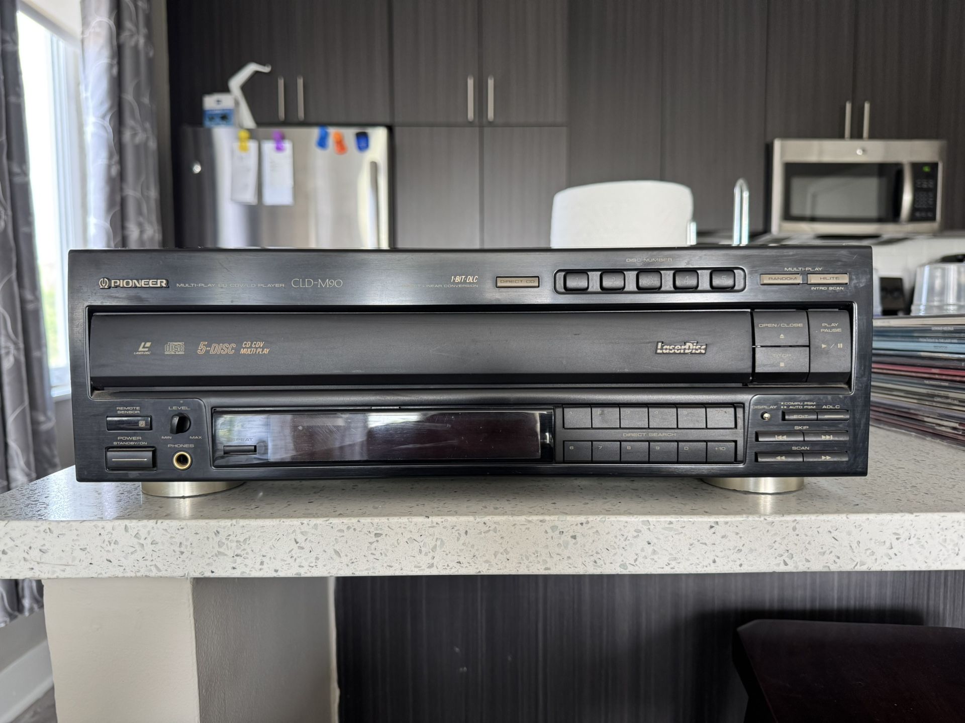 Pioneer CLD-M90 CD/Laserdisc Player