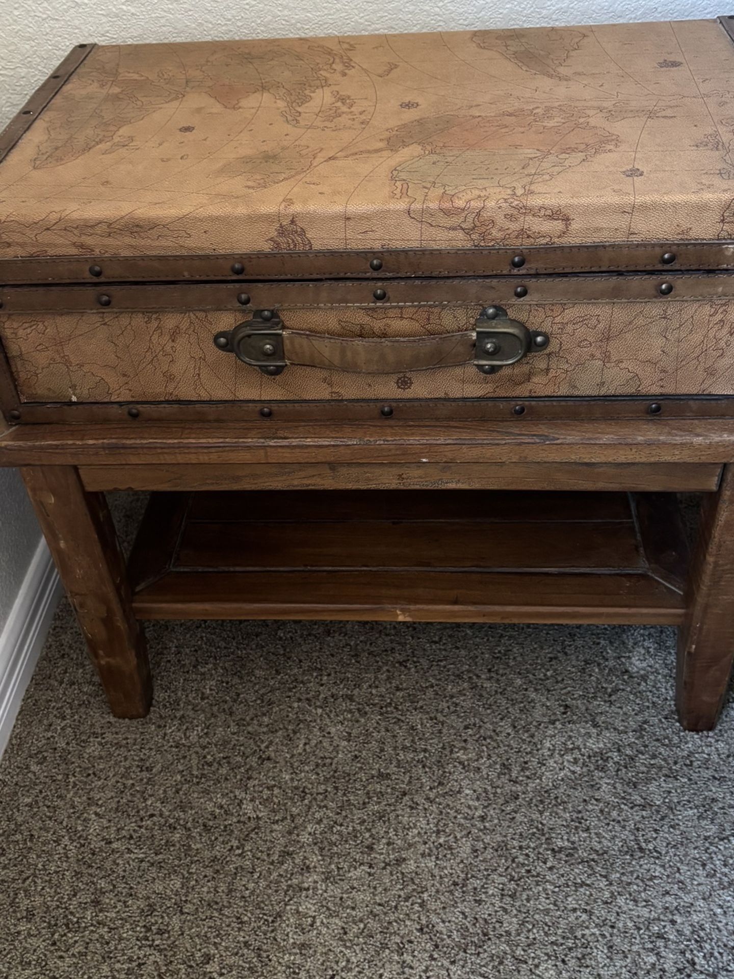 End Table/night Stand