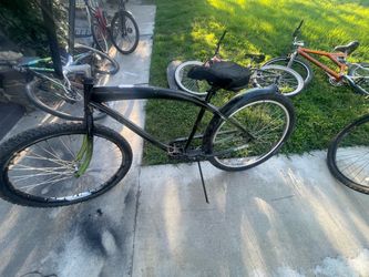 Black Beach Cruiser Bicycle