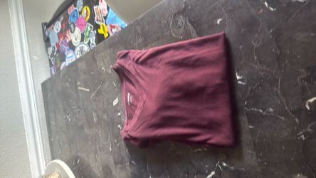 v-neck T-shirts