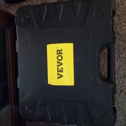 Vevor Complete Changing Tire Kit Emergency Kit