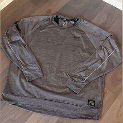 Nike Dri Fit Sweatshirt Size XL