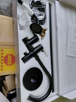 Bwe 2 handle Freestanding Floor mount Bathtub filler faucet with hand sprayer in matte black