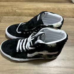 Vans Sk8-Hi Sherpa Faux Fur