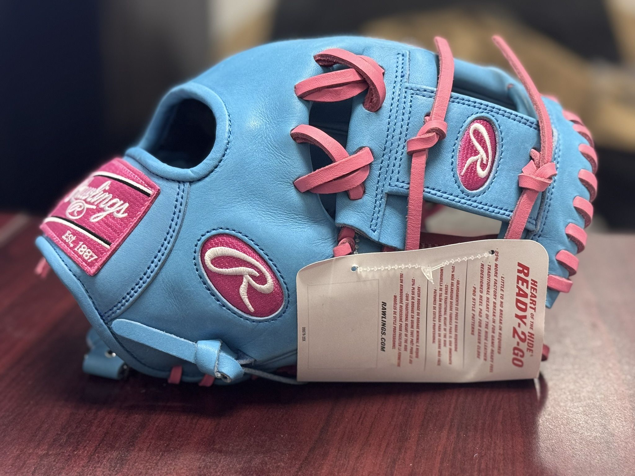 Rawlings HOH 11.5” PROR204-2CBP Columbia Blue/Pink Pro I-Web Infield Glove NWT