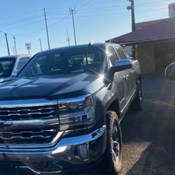 2017 Chevy LT easy 4 x 4 with leather on sale