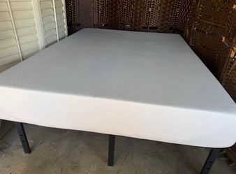 Mattress Size QUEEN MEMORY FOAM