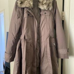 Women’s Large Kenneth Cole Winter Jacket New